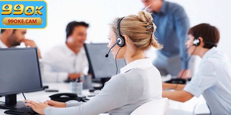 99OK - Sân Chơi Đẳng Cấp, Hiện Đại, Dẫn Đầu Xu Thế 20 Đội ngũ chăm sóc khách hàng 99OK được đào tạo bài bản